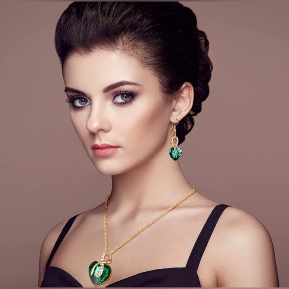necklace set - Picture 2 of 2